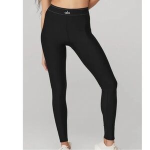 ALO Yoga Airlift High-Waist Suit Up Legging
